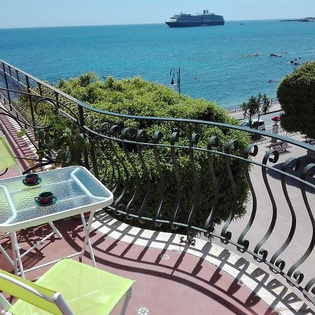 ジャルディーニ・ナクソスPlazaアパートメント エクステリア 写真